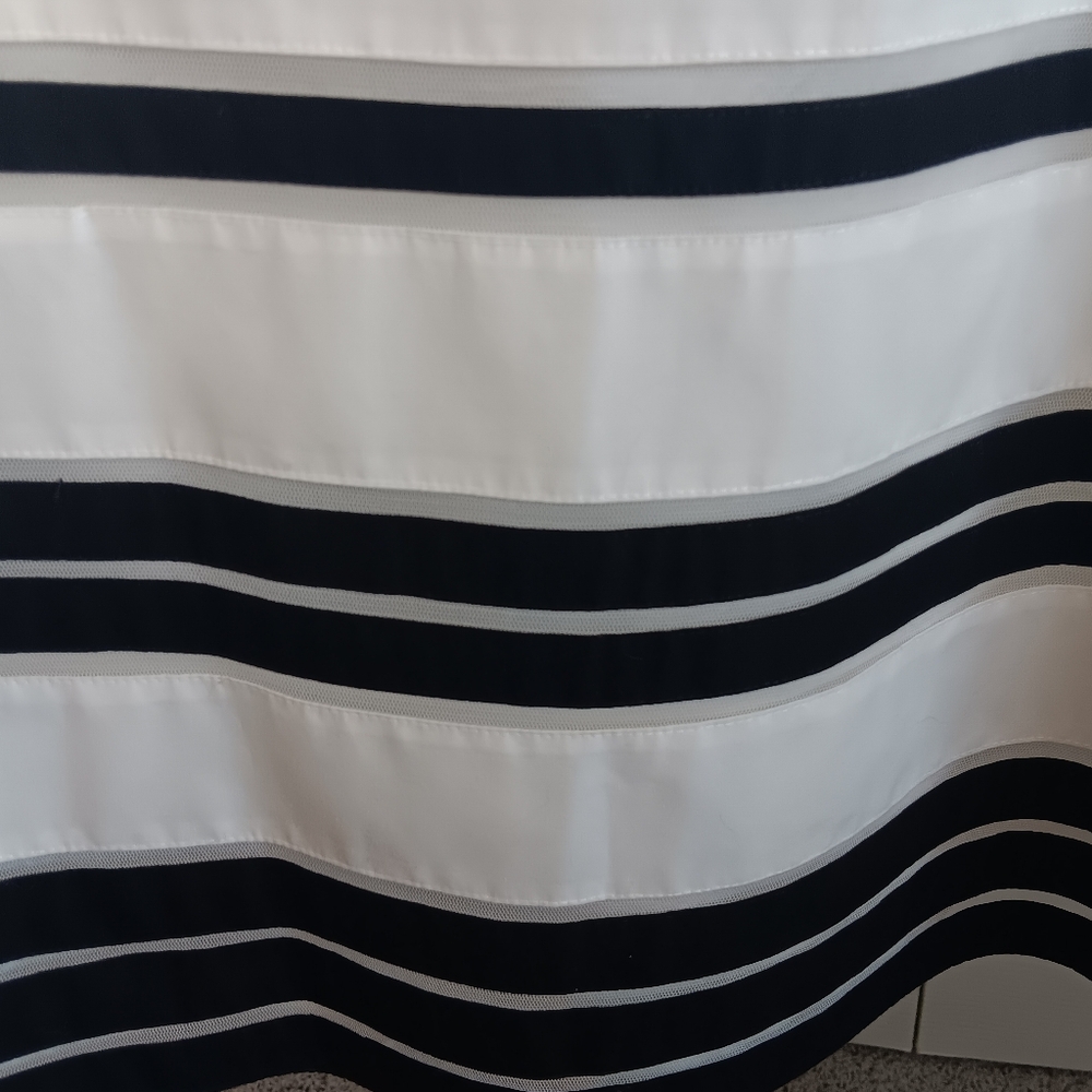 Ann Taylor White Dress with Black Trim - Picture 4 of 6